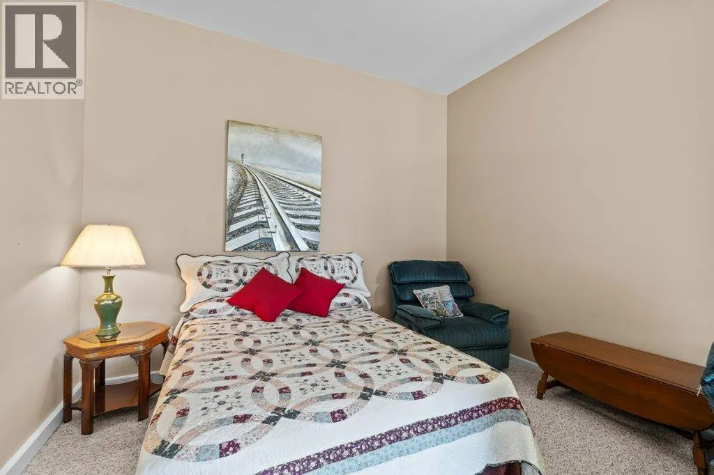 4842 SUNNYBRAE CANOE POINT Road