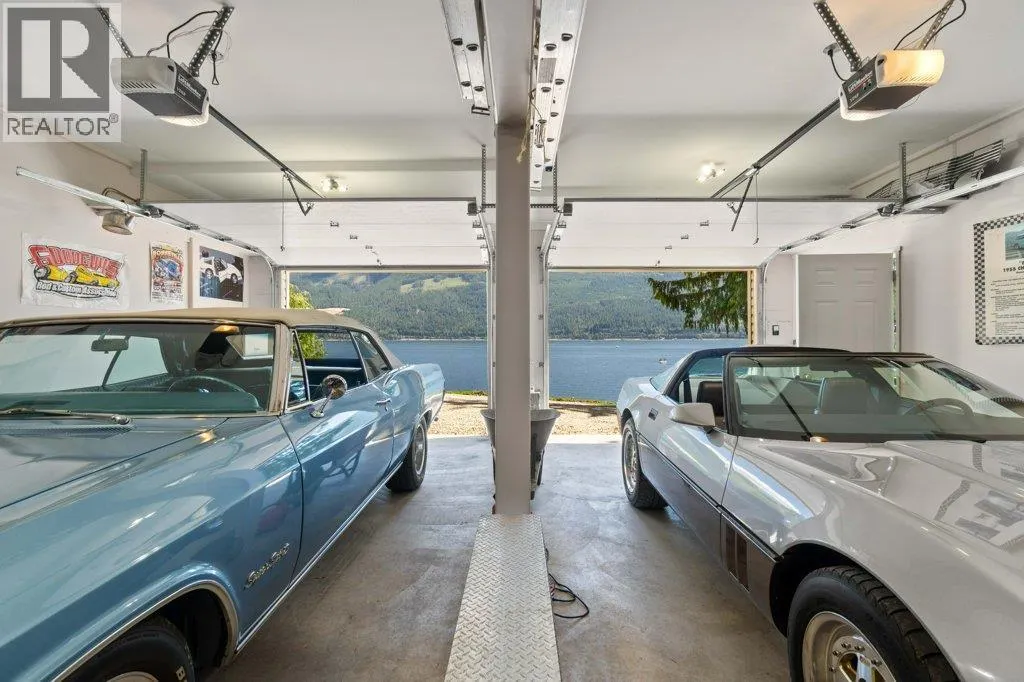 4842 SUNNYBRAE CANOE POINT Road