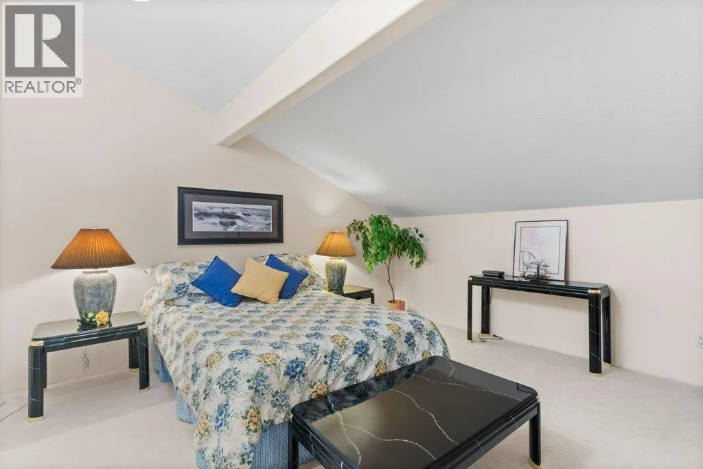 4842 SUNNYBRAE CANOE POINT Road