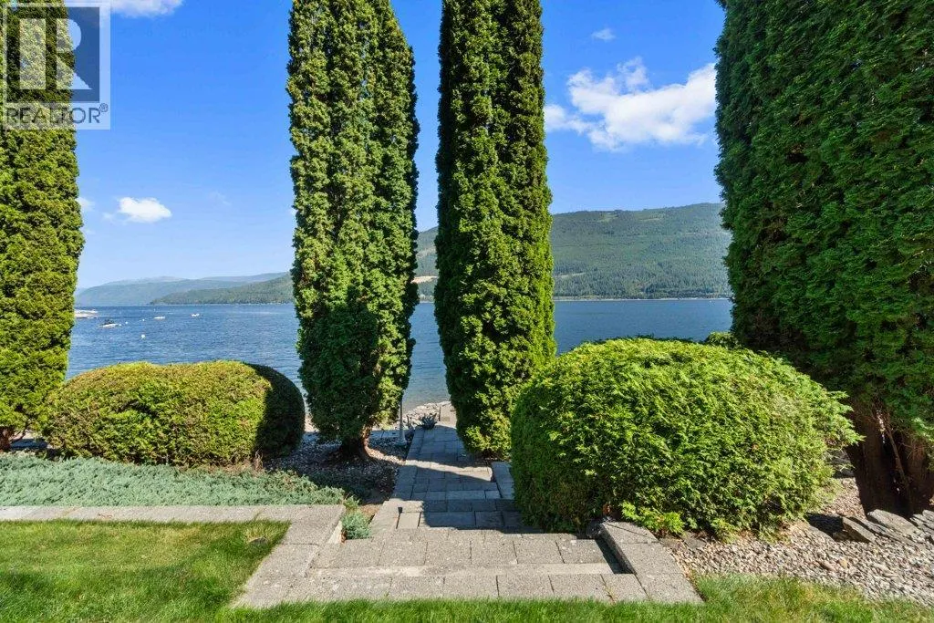 4842 SUNNYBRAE CANOE POINT Road