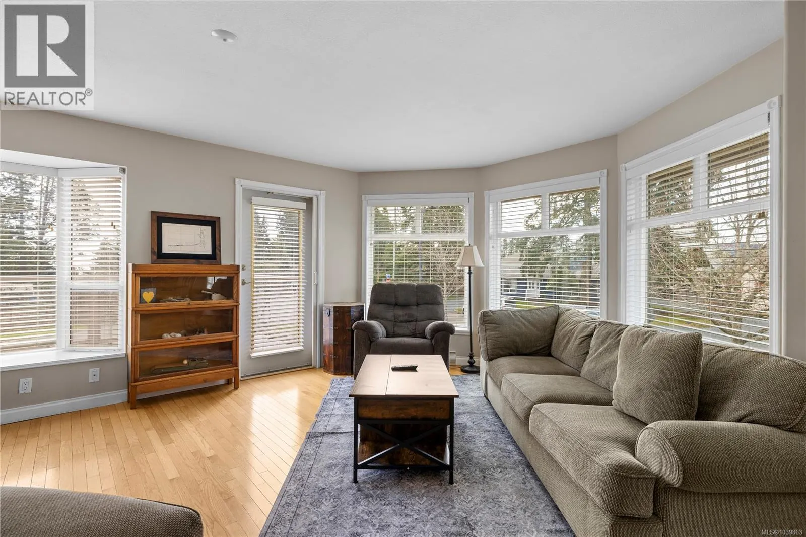 615 Chinook Ave