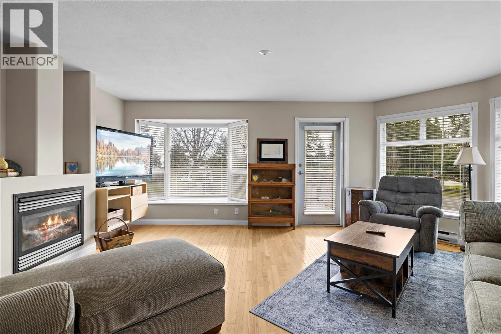 615 Chinook Ave
