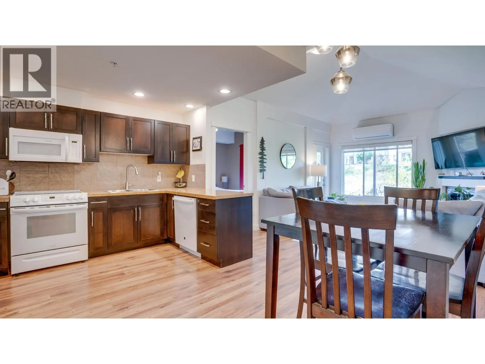 3211 Centennial Drive Unit# 28