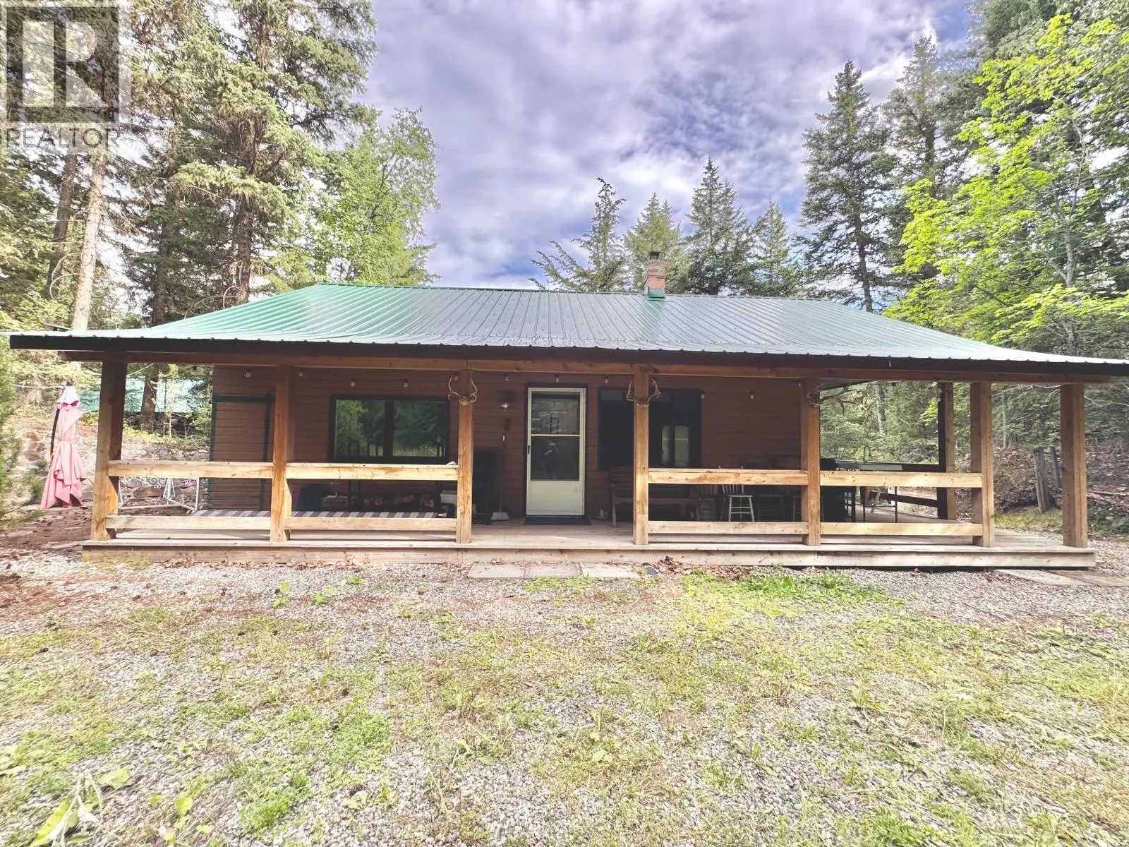 6453 Pinaus Lake Road