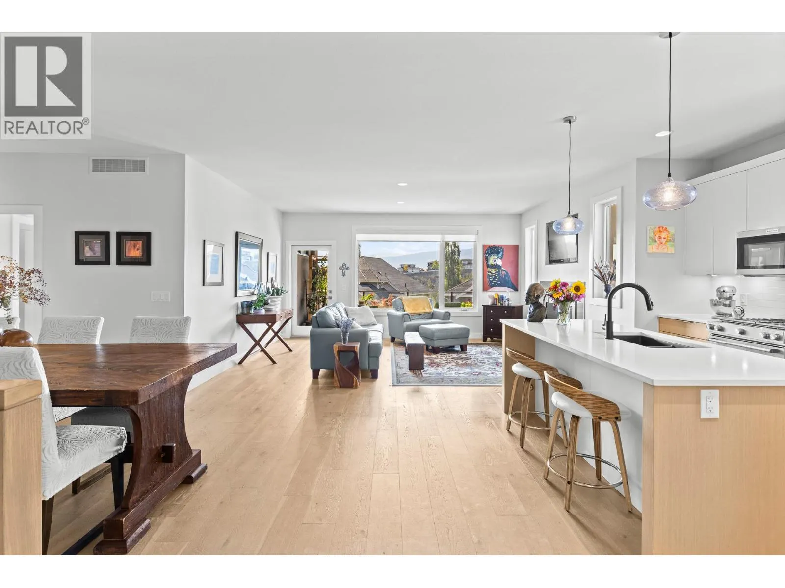 1349 Rocky Point Drive Unit# 8