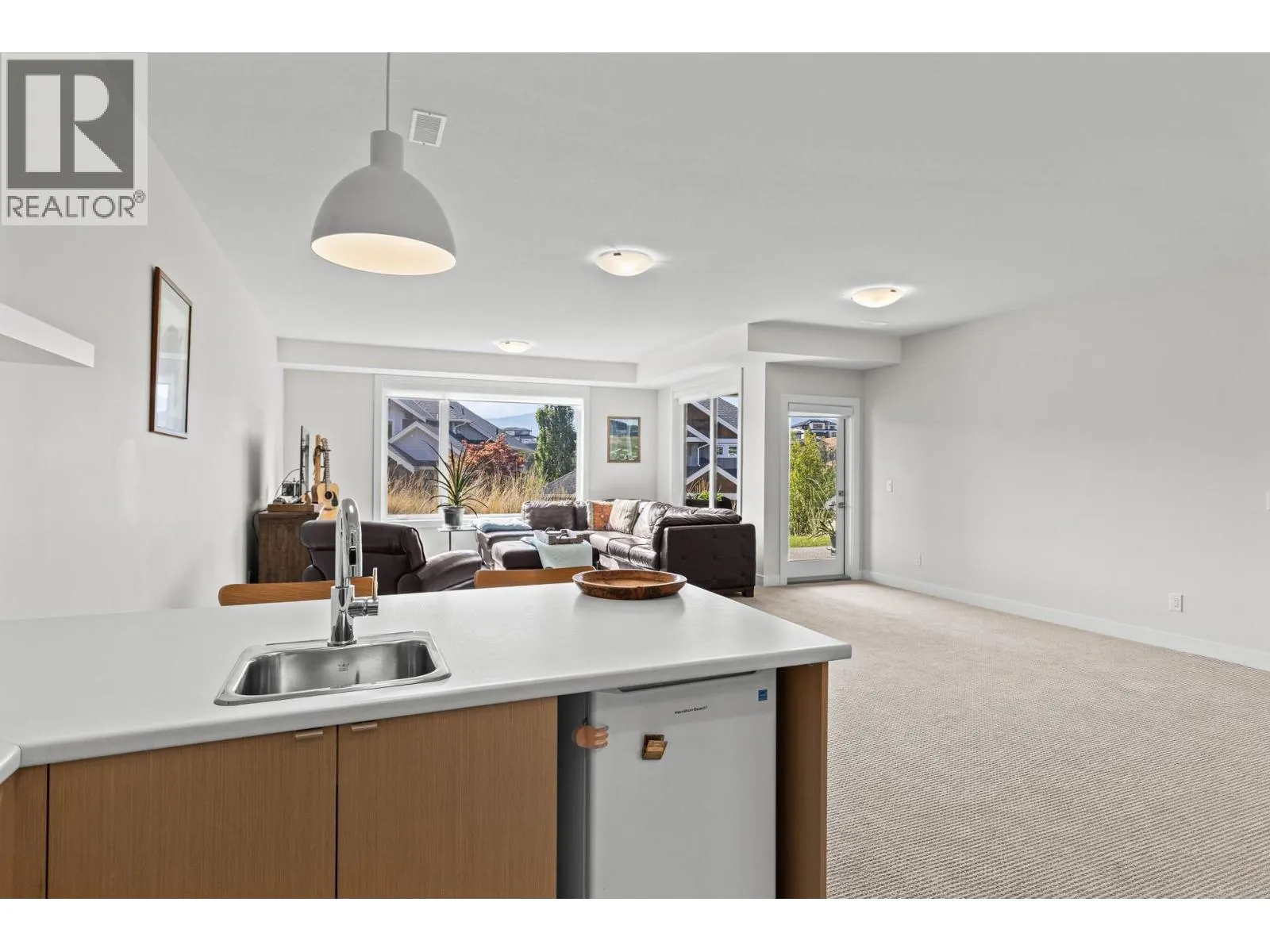 1349 Rocky Point Drive Unit# 8