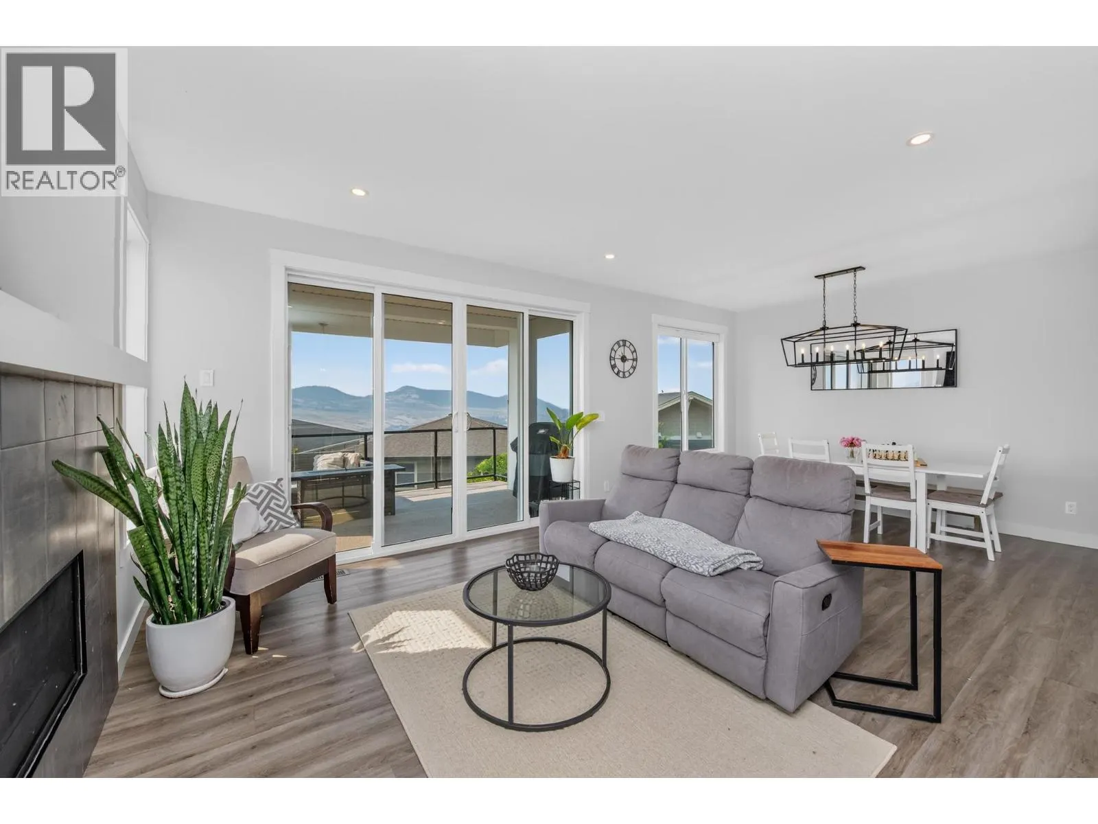 5120 Turtle Pond Court