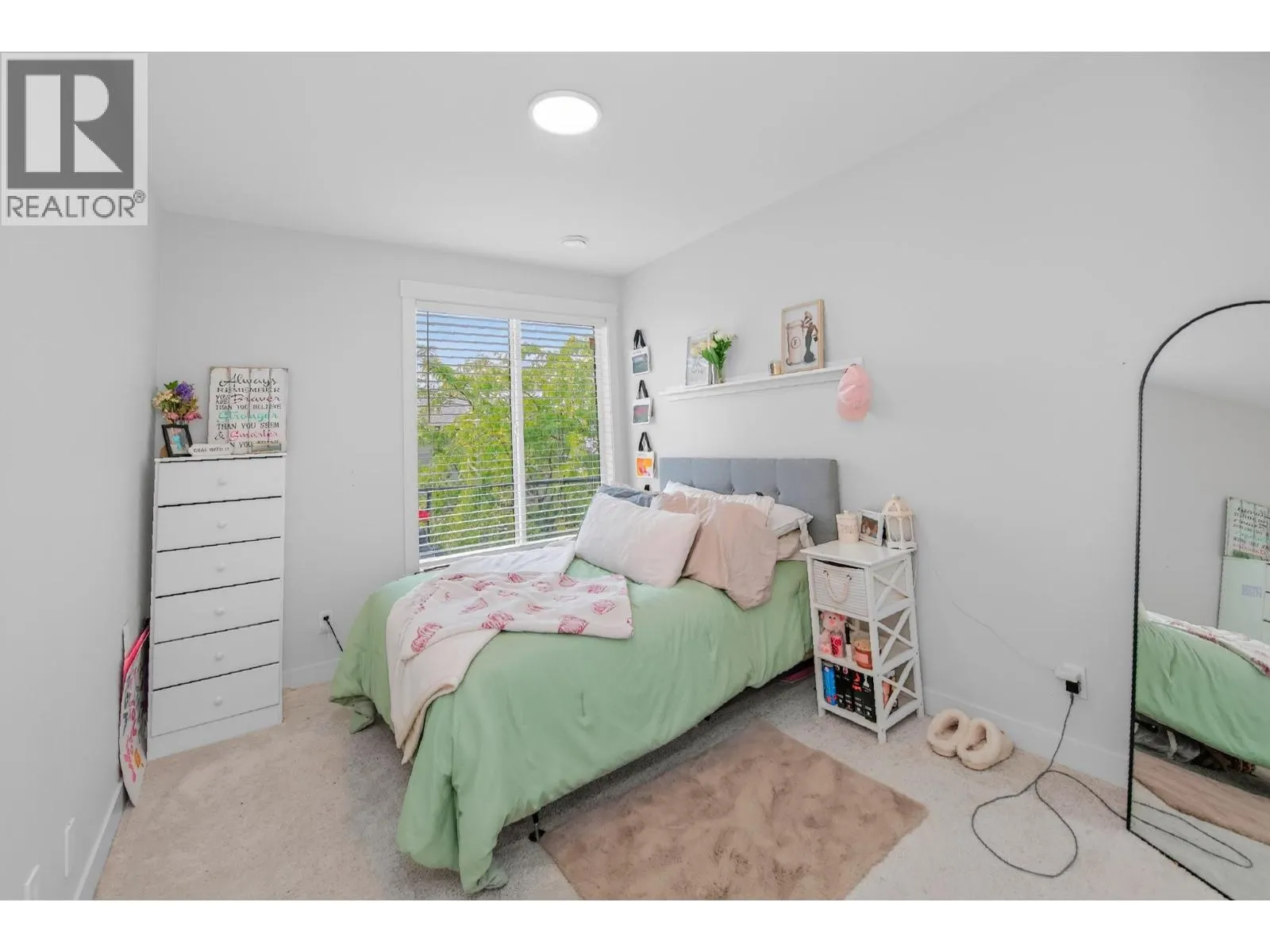5120 Turtle Pond Court
