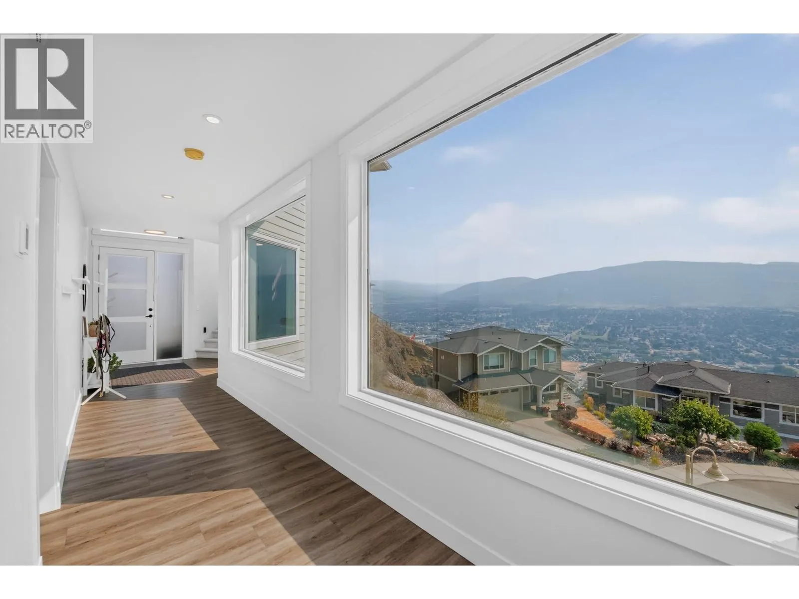 5120 Turtle Pond Court
