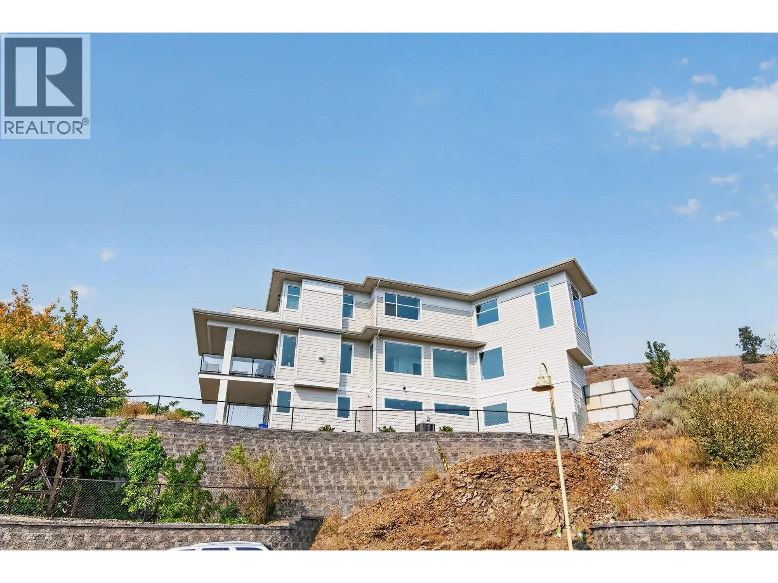 5120 Turtle Pond Court