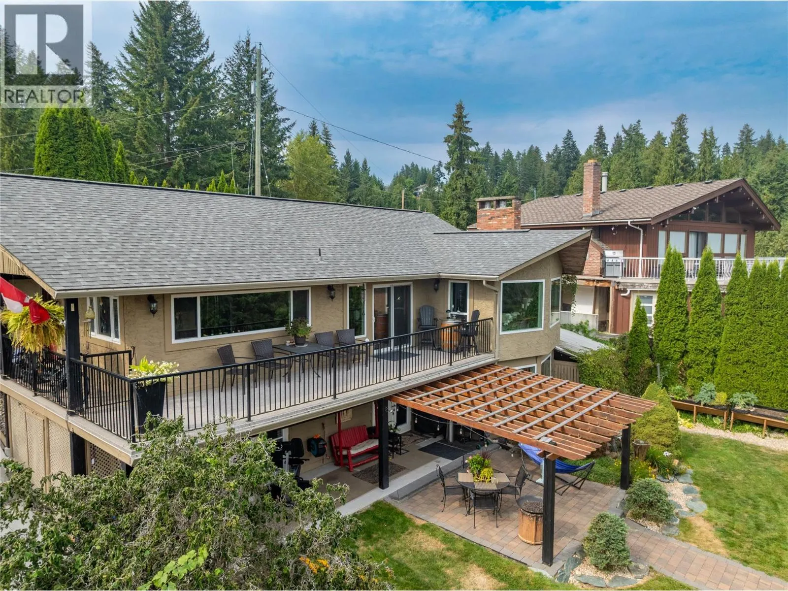 2880 Chalet Drive