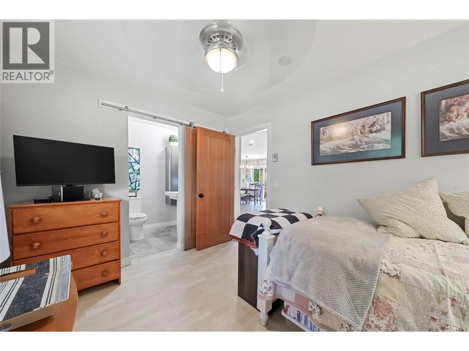 2880 Chalet Drive