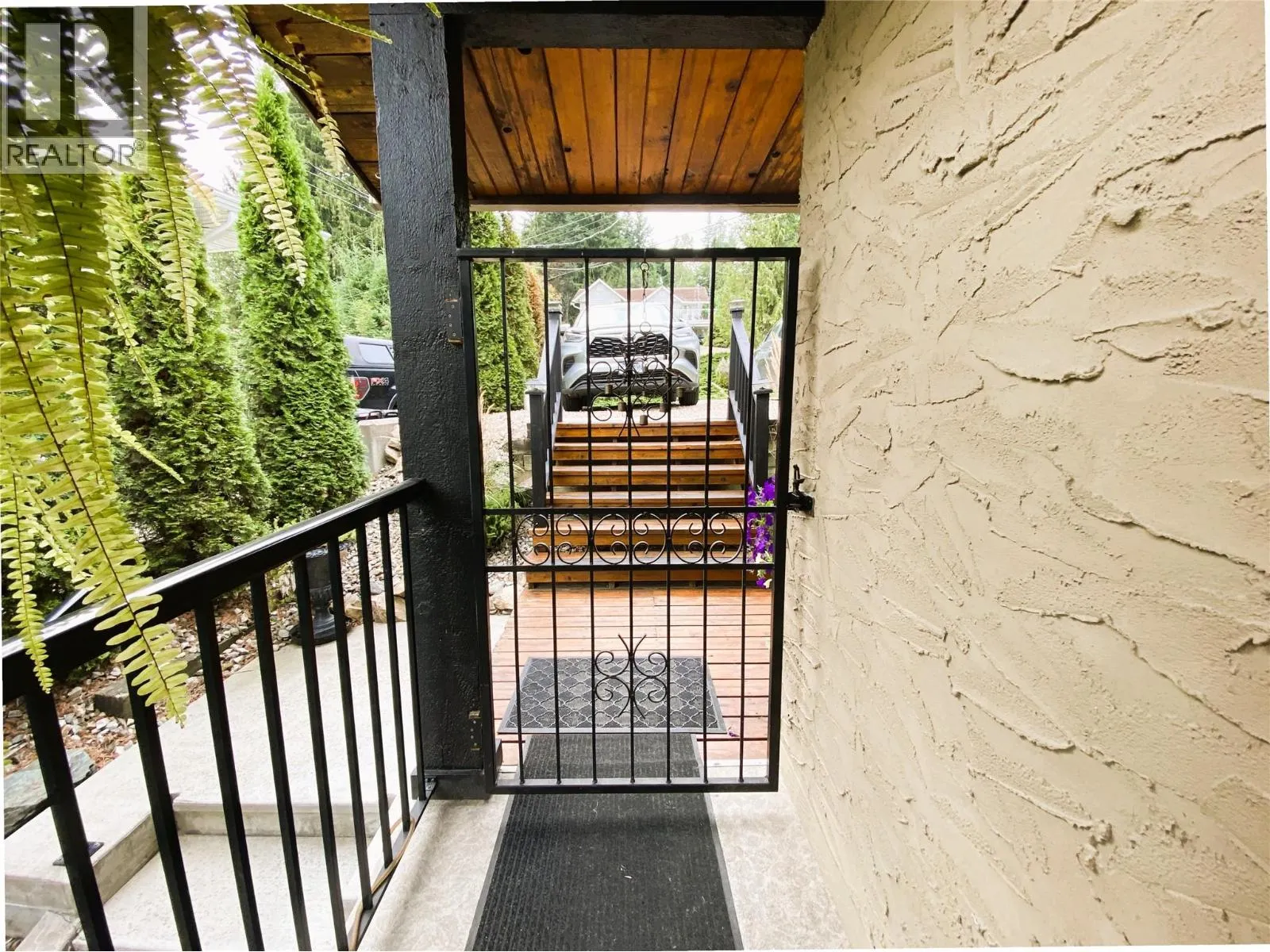 2880 Chalet Drive