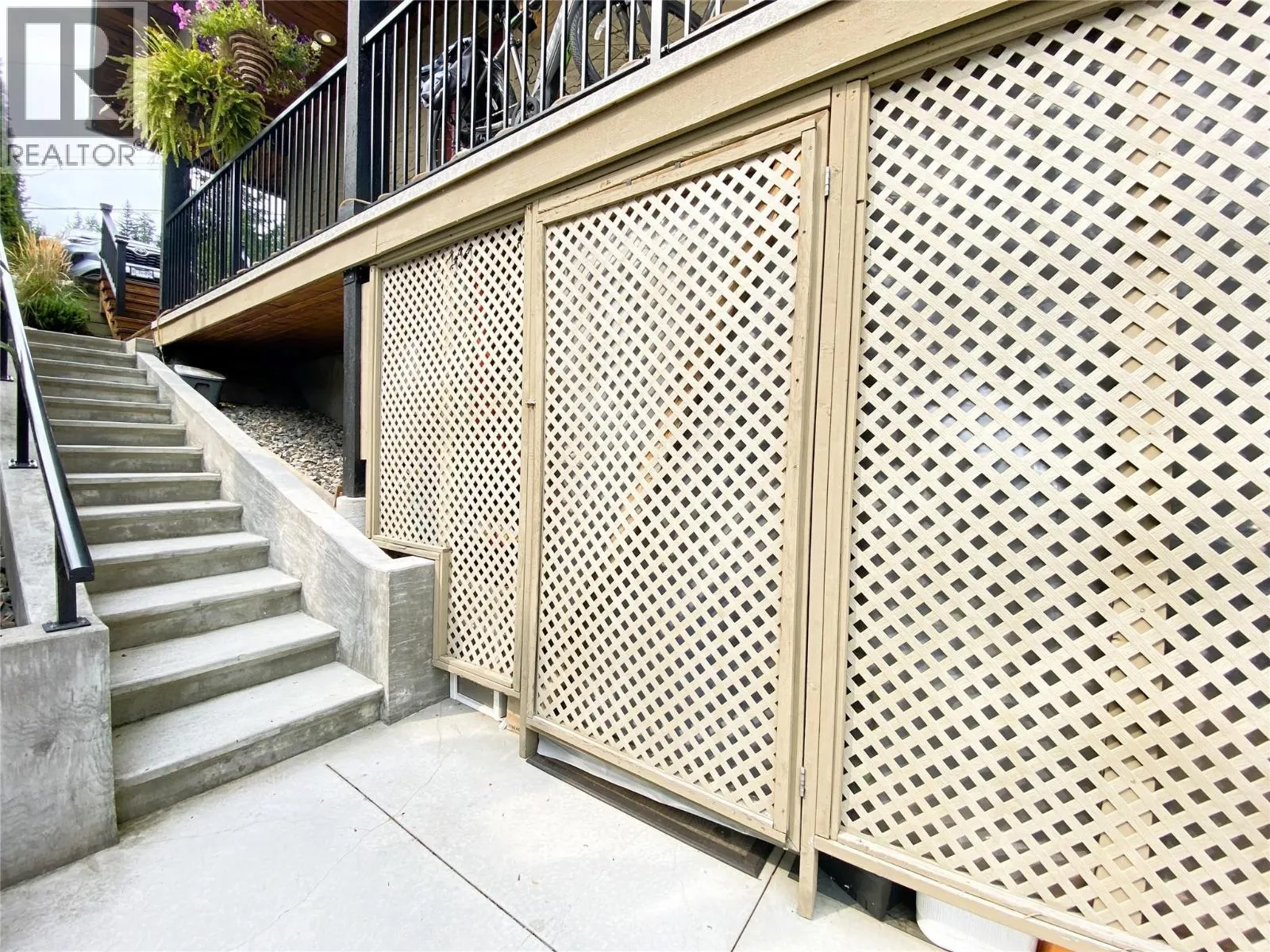 2880 Chalet Drive