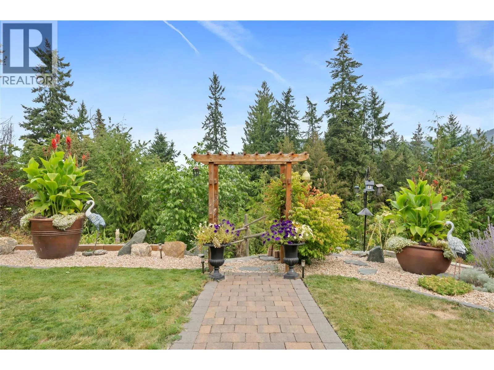 2880 Chalet Drive
