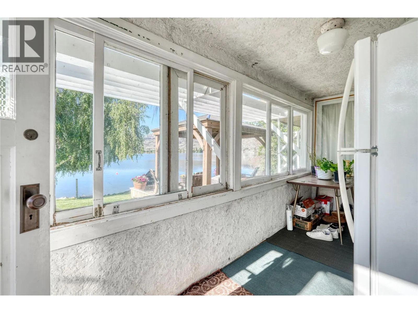 9 Harbour Key Drive