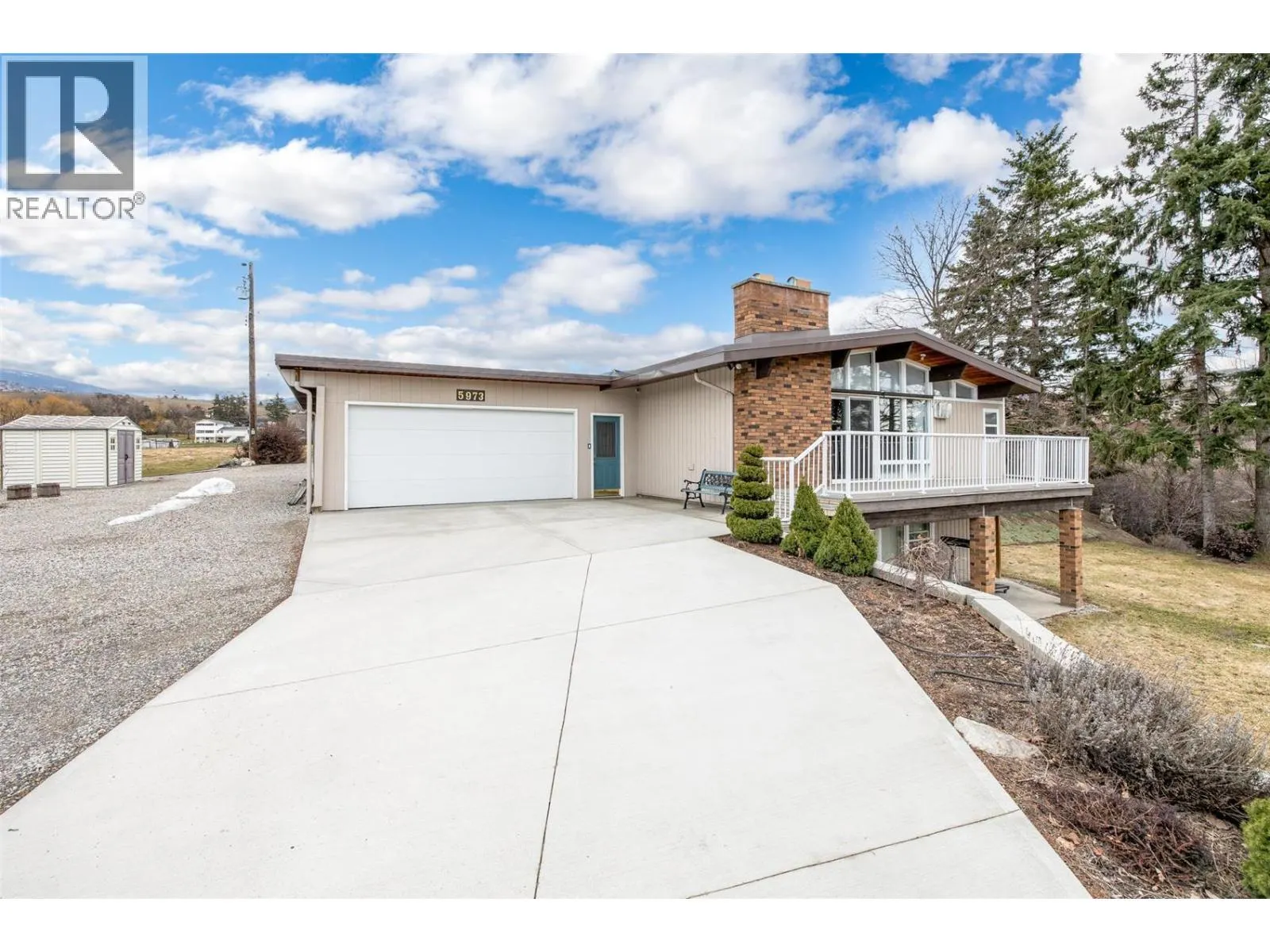5973 Pleasant Valley Road