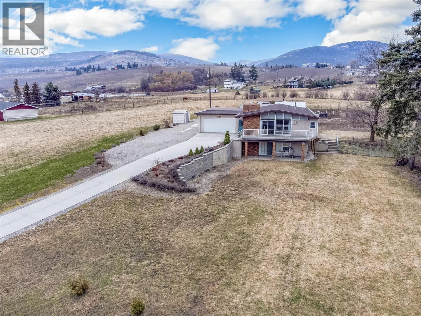 5973 Pleasant Valley Road