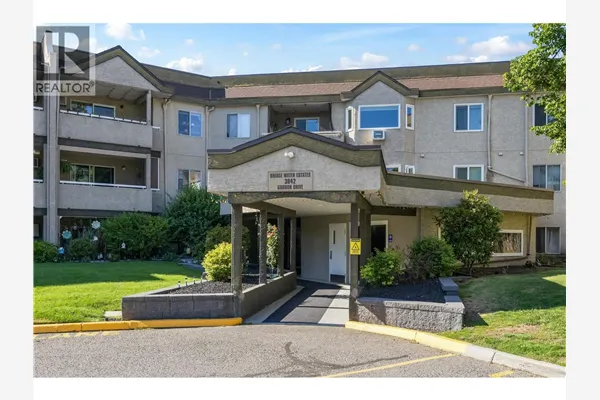 3842 Gordon Drive Unit# 234