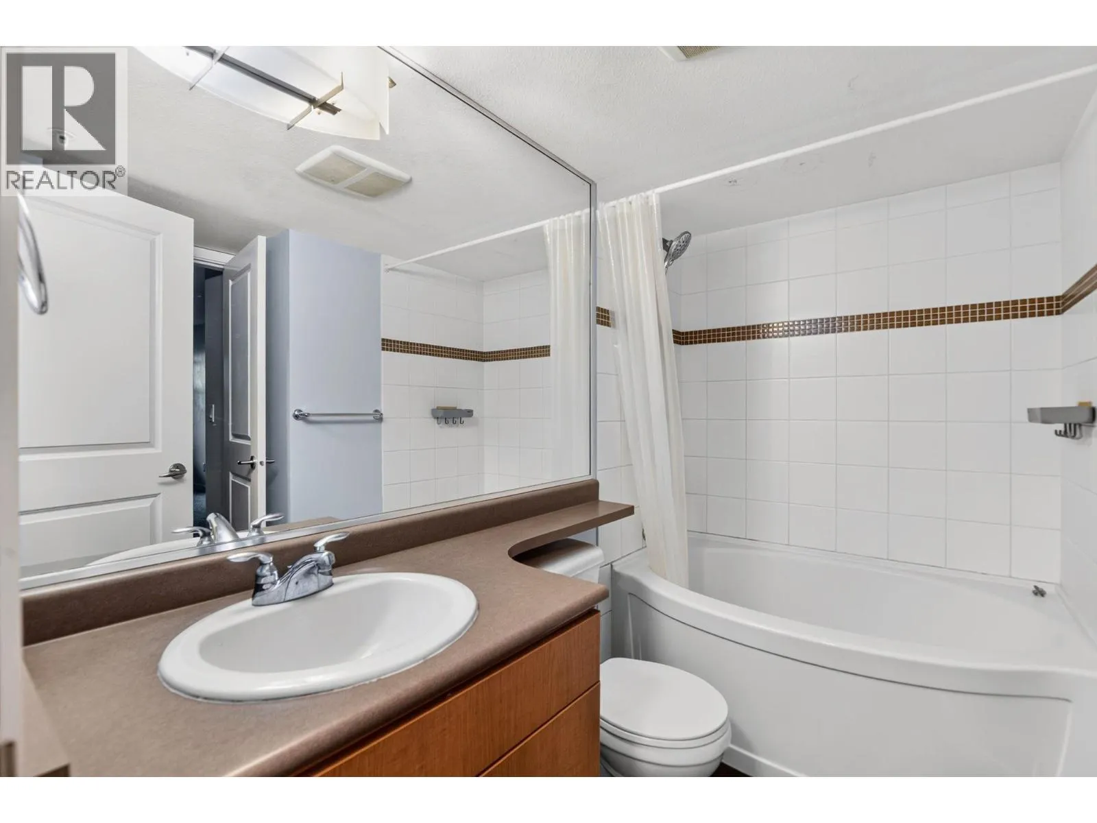555 Yates Road Unit# 206