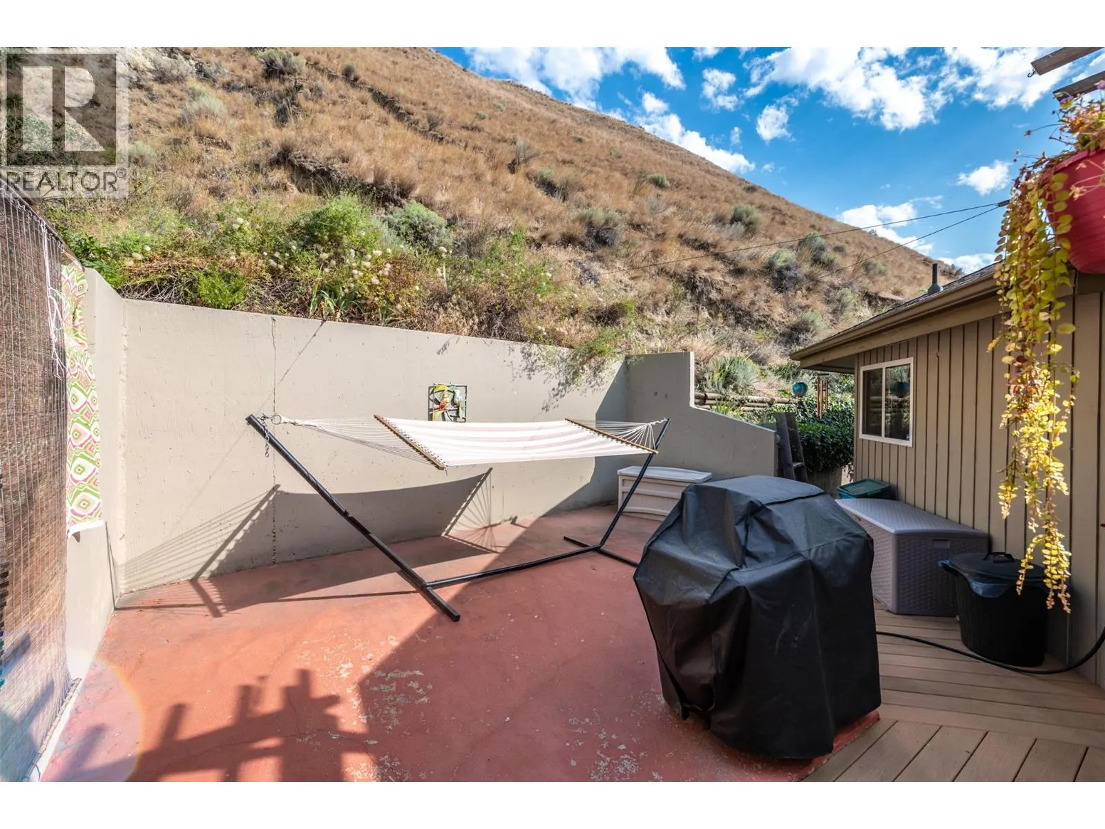 4744 Lakeside Road