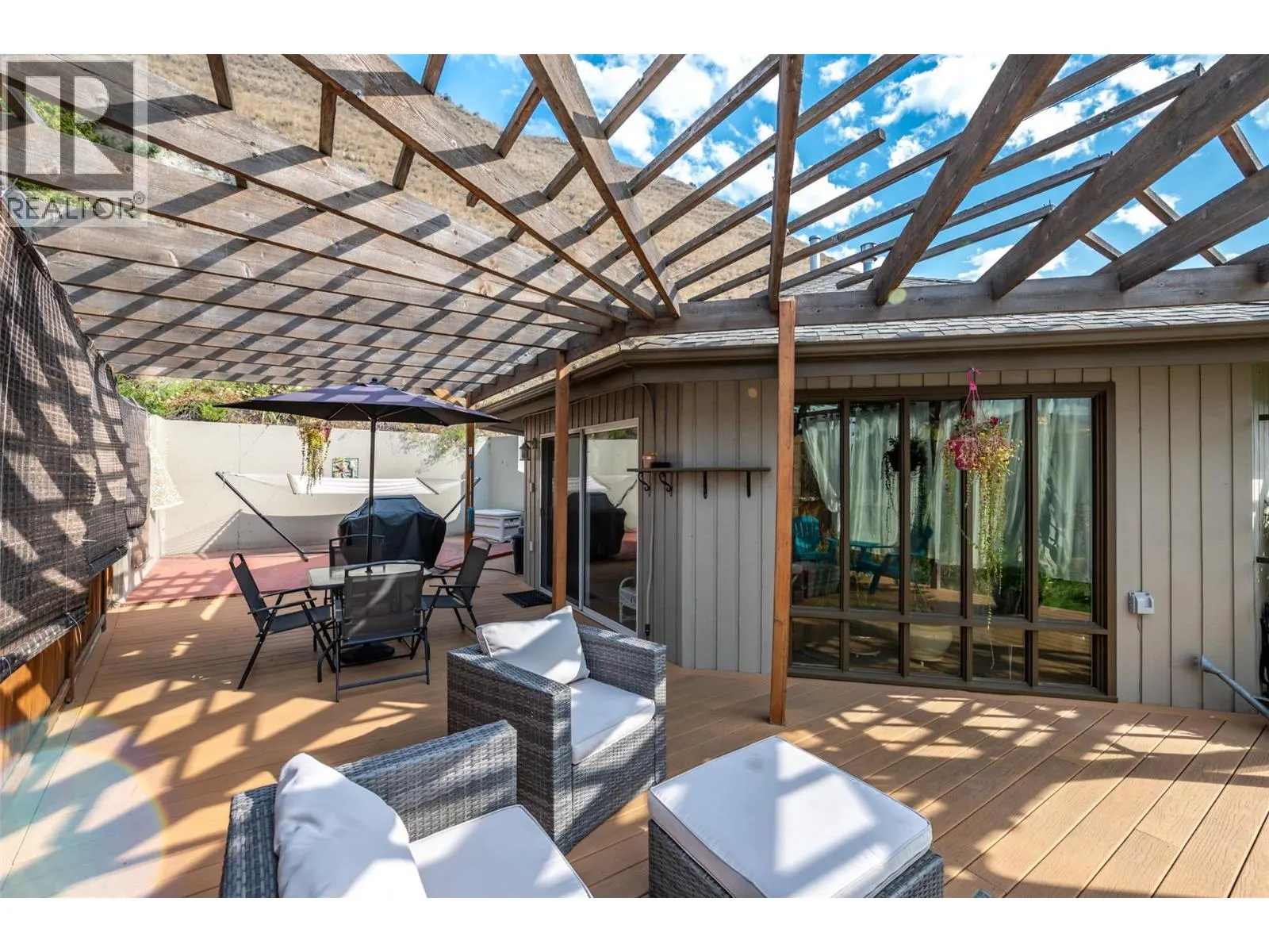 4744 Lakeside Road