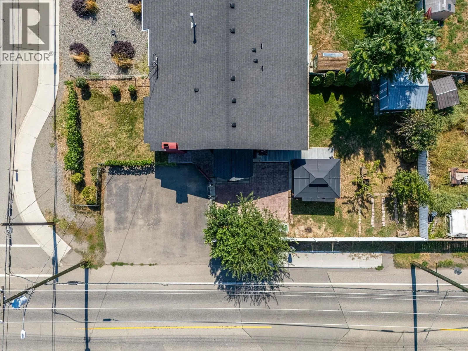 1090 Windbreak Street
