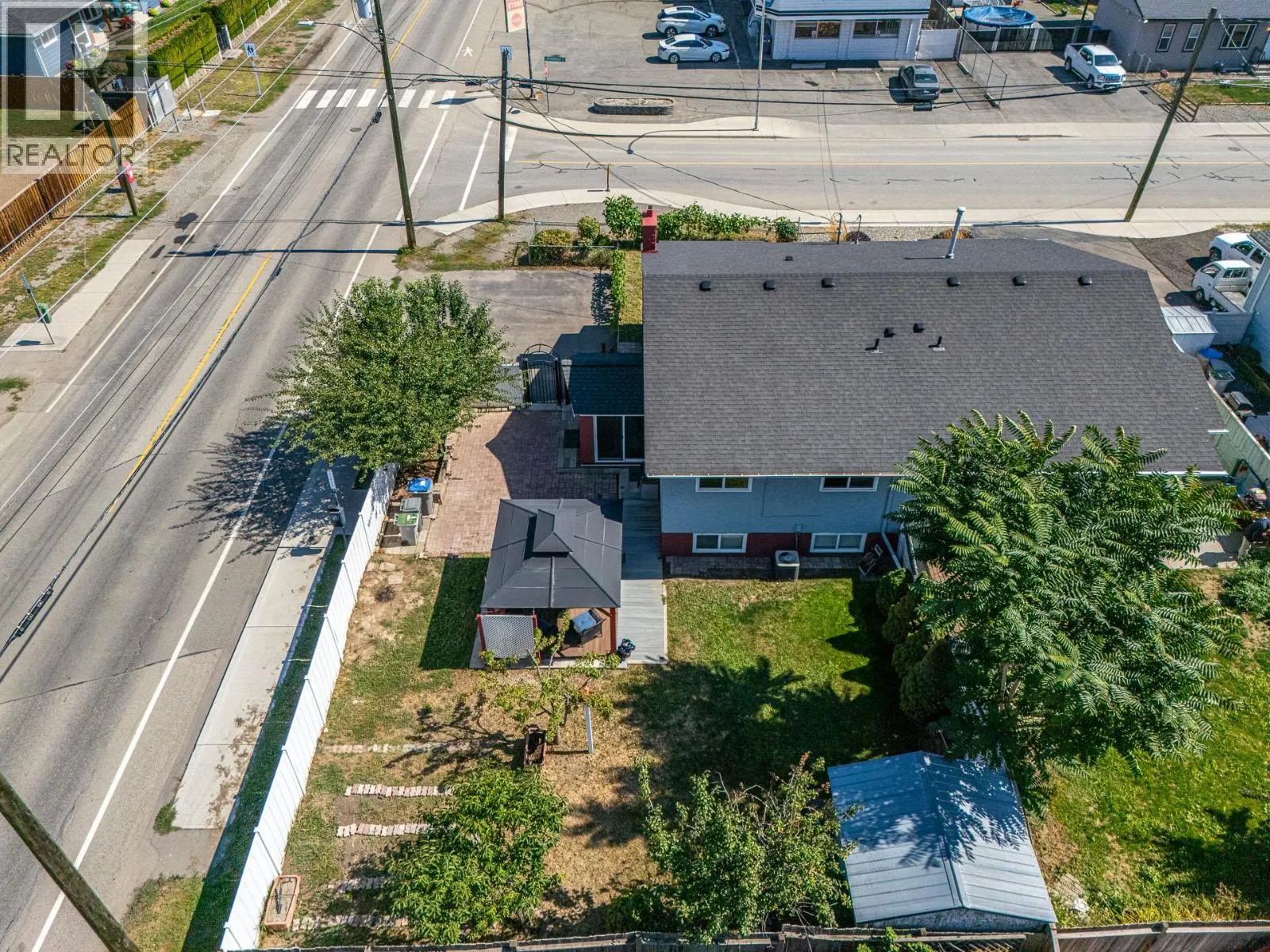 1090 Windbreak Street
