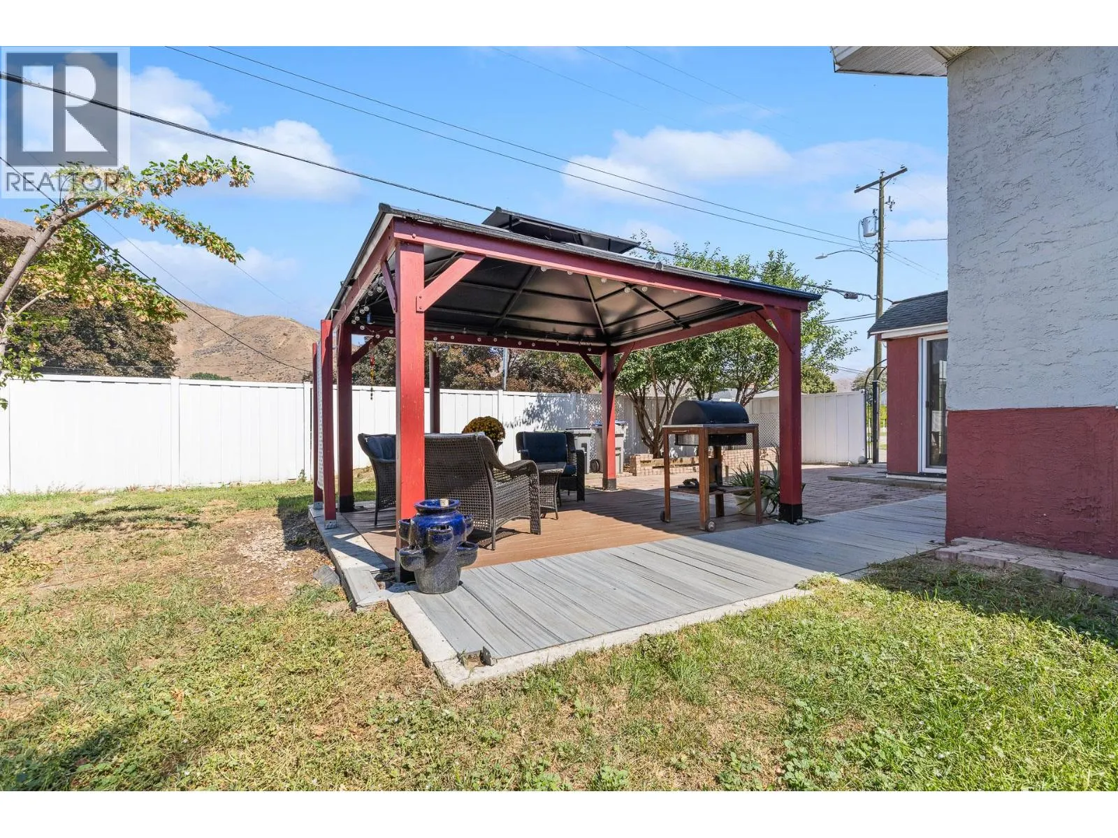 1090 Windbreak Street
