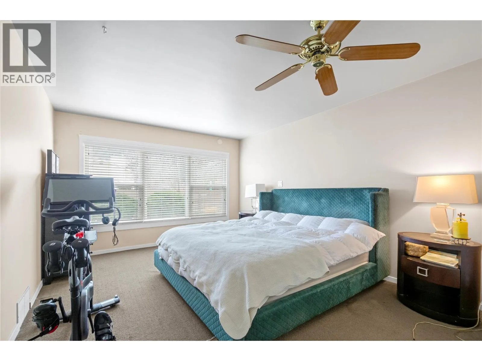 335 MIDDLE BENCH Road