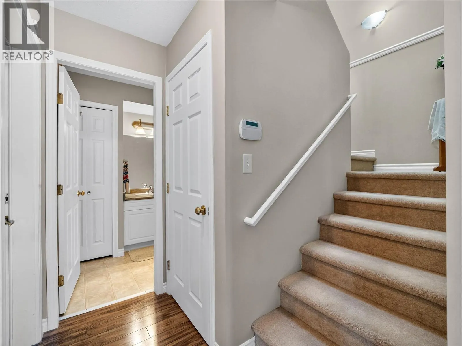 51 8 Avenue SW Unit# 14