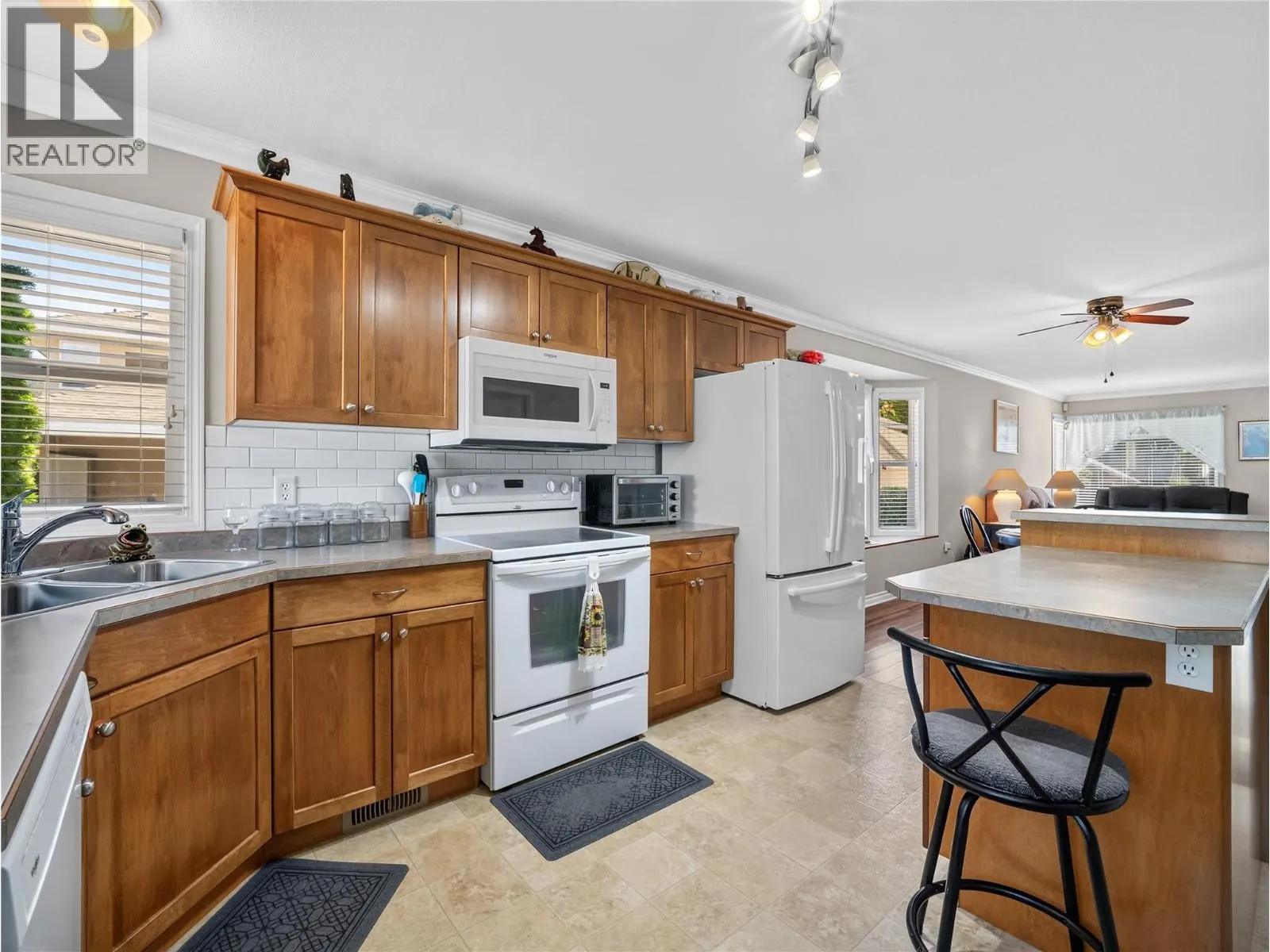 51 8 Avenue SW Unit# 14
