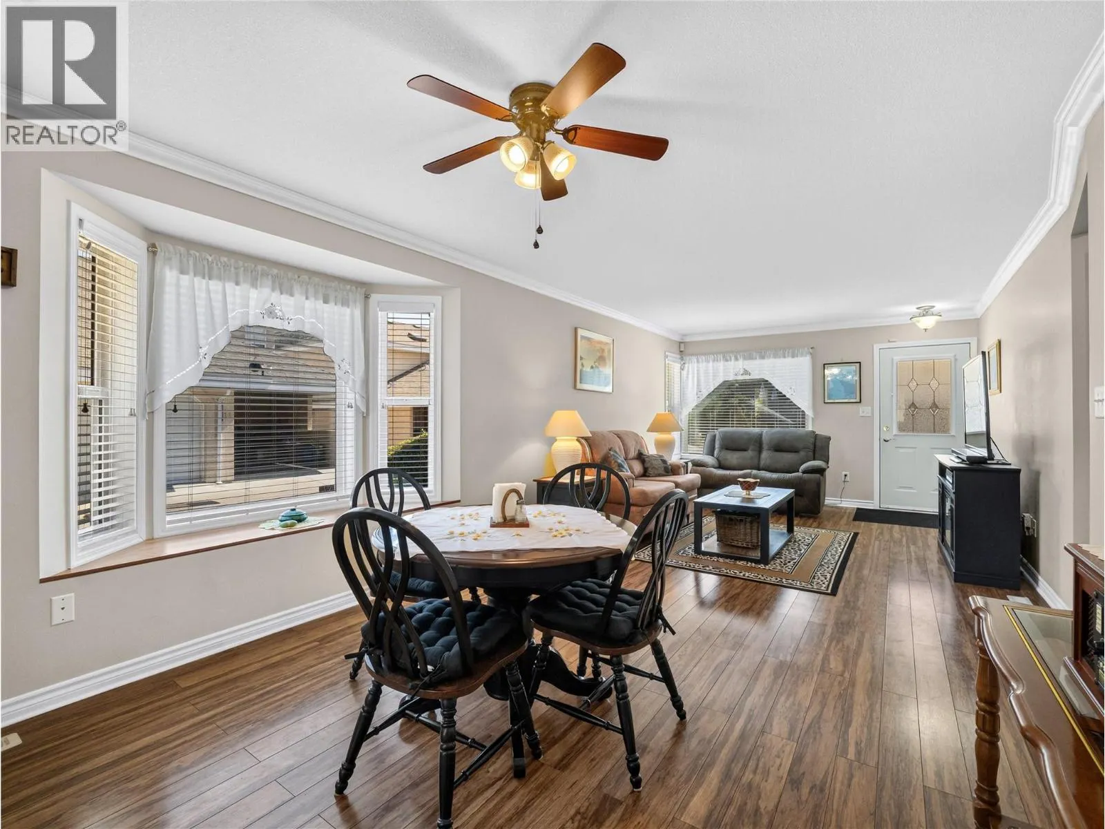 51 8 Avenue SW Unit# 14