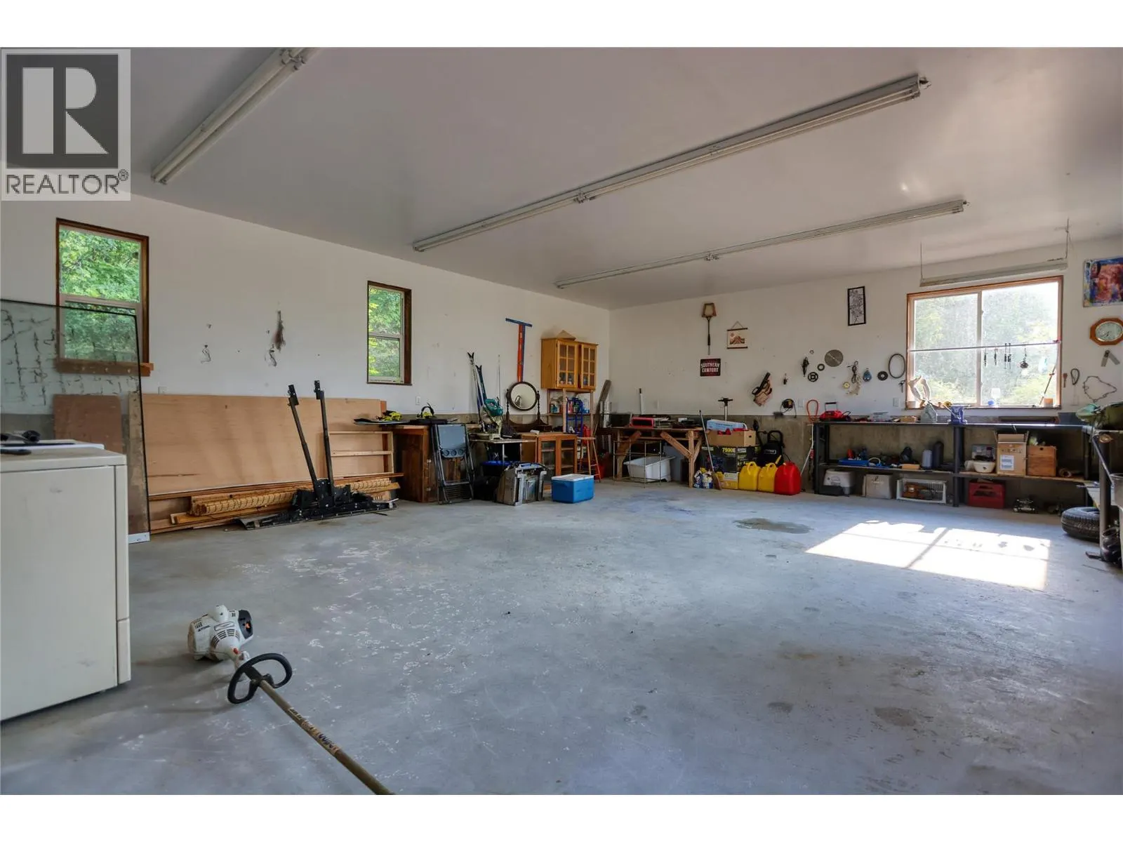 220 GROHMAN CREEK Road