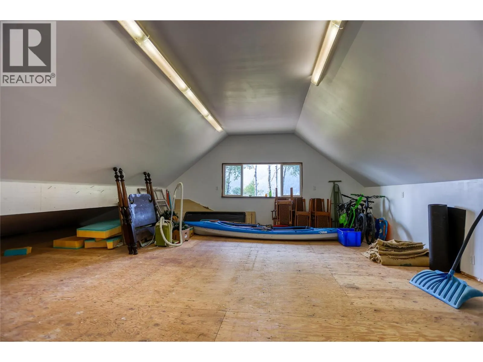 220 GROHMAN CREEK Road