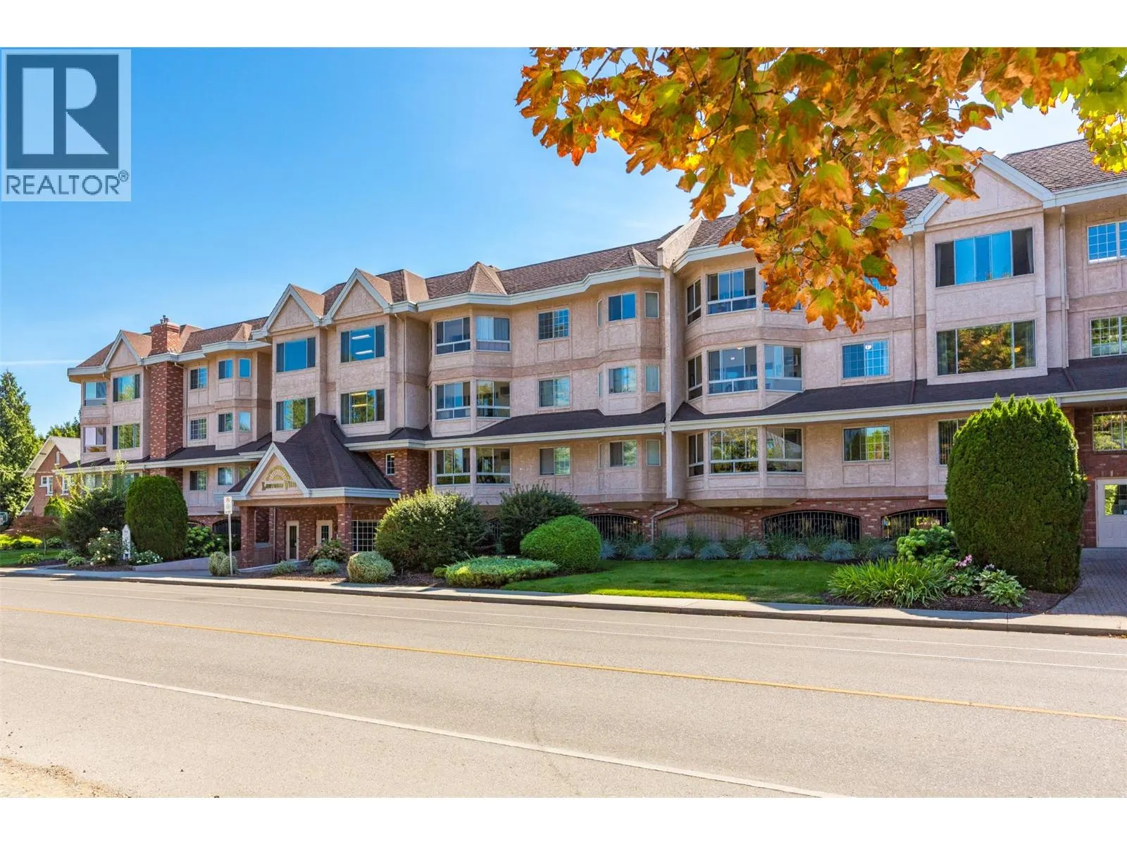 945 Lawrence Avenue Unit# 207