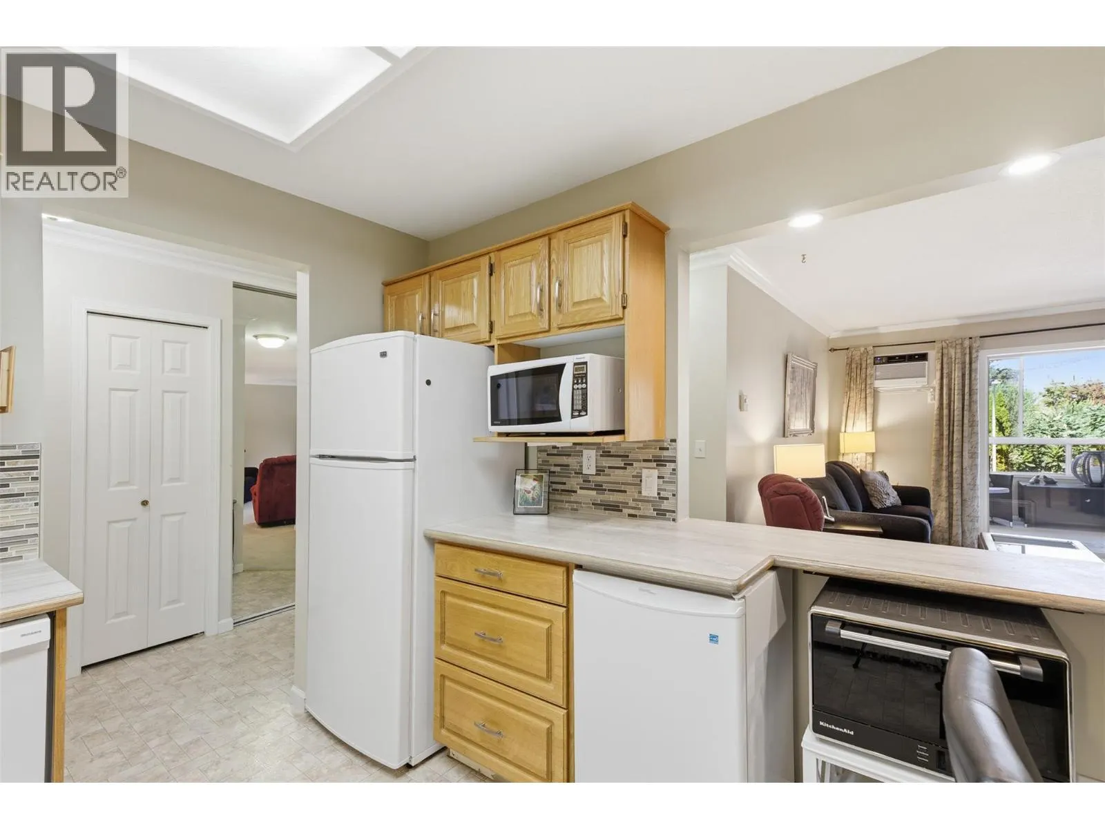 945 Lawrence Avenue Unit# 207