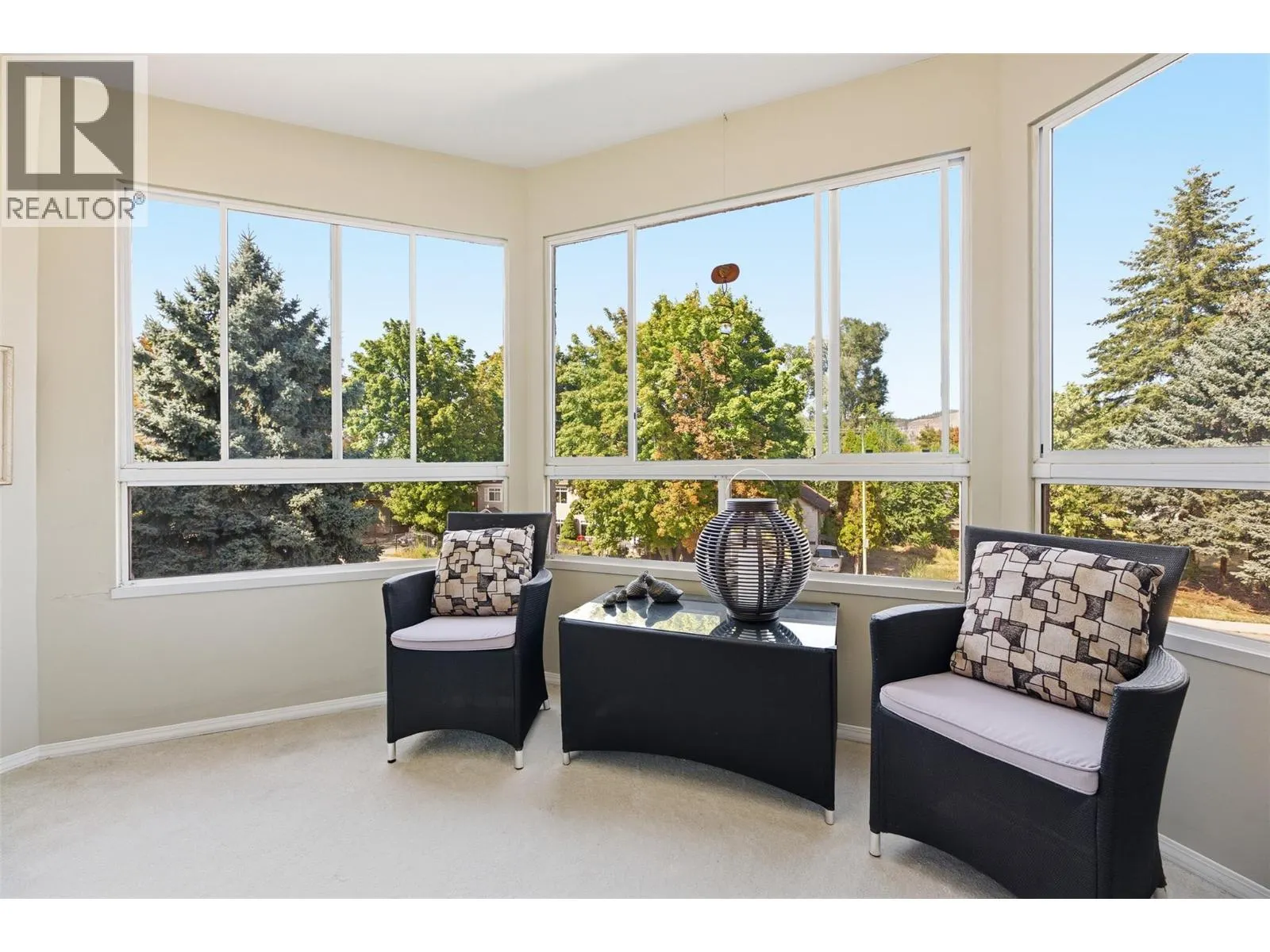 945 Lawrence Avenue Unit# 207