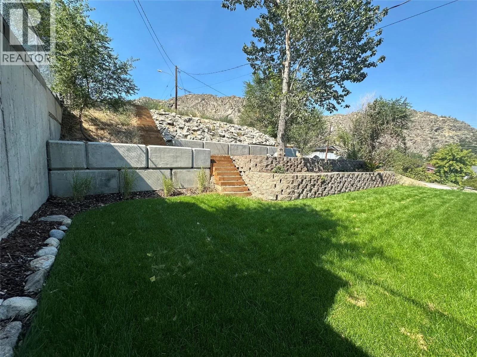 6470 Hollow Street