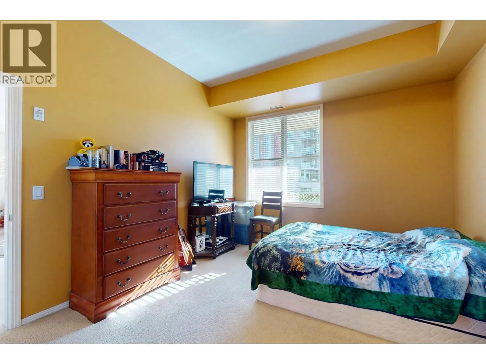 1327 St Paul Street Unit# 212