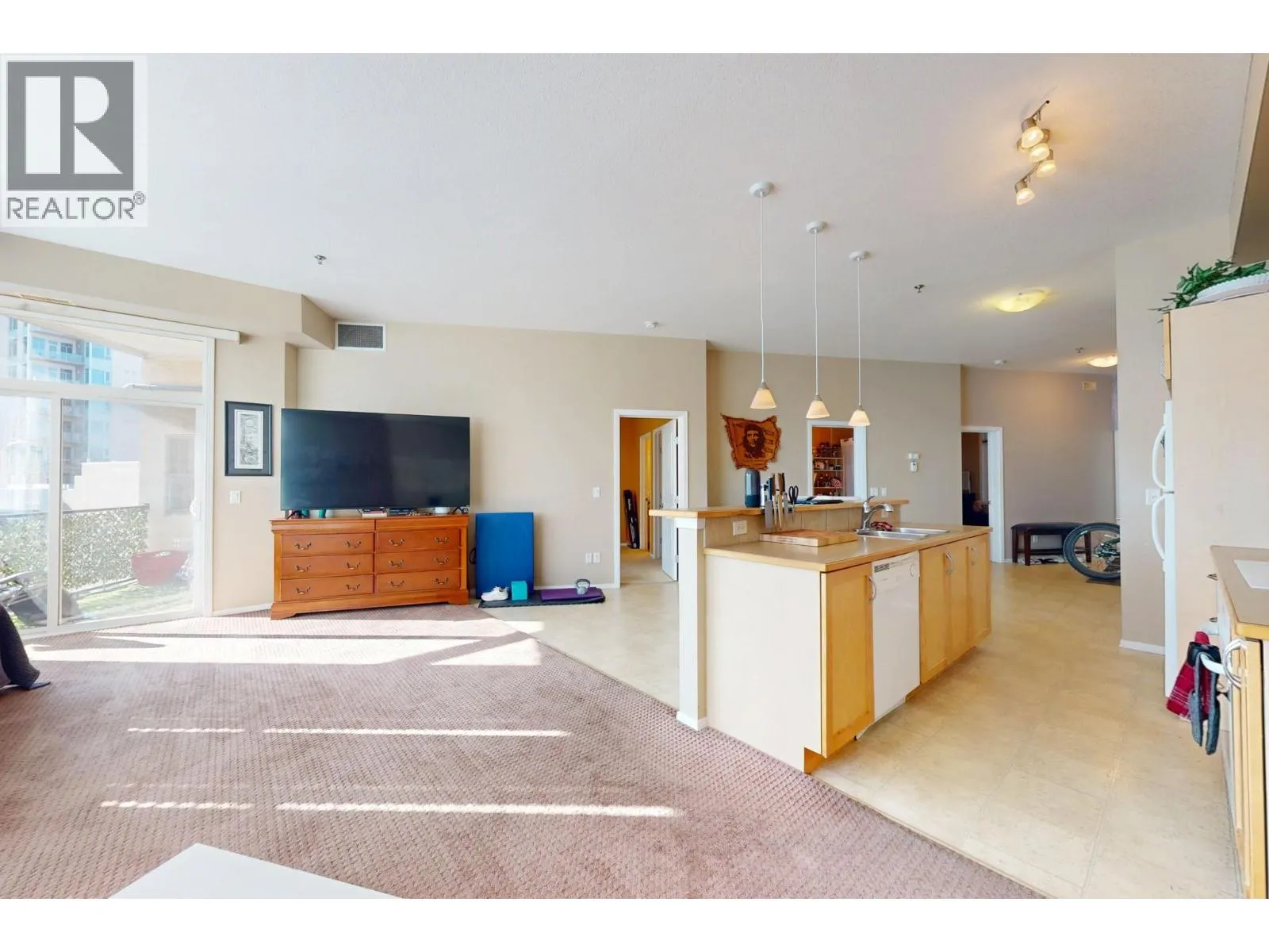1327 St Paul Street Unit# 212