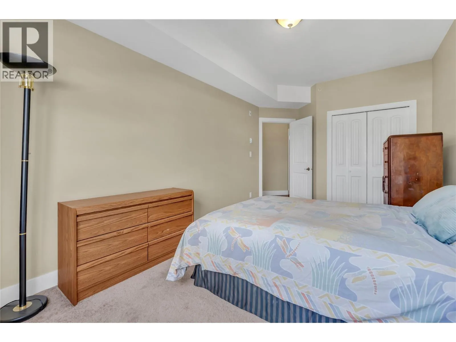 240 Wade Avenue Unit# 401