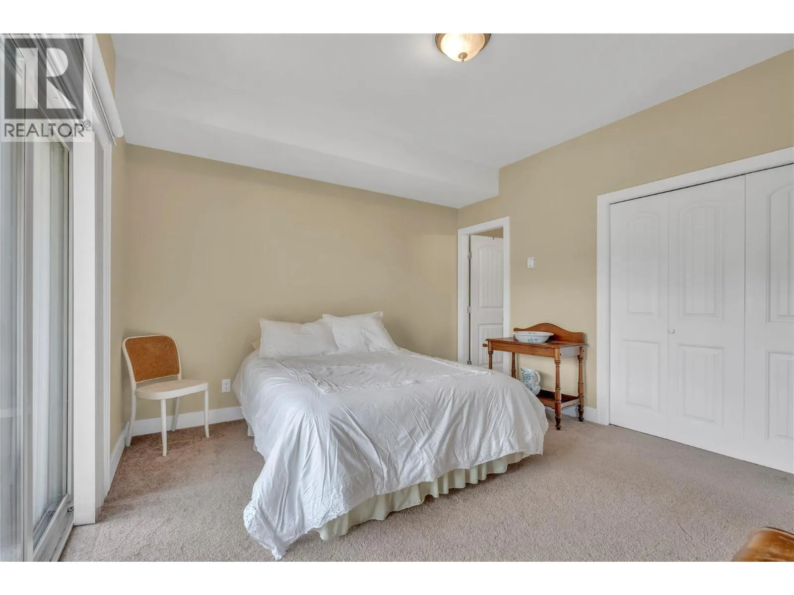 240 Wade Avenue Unit# 401
