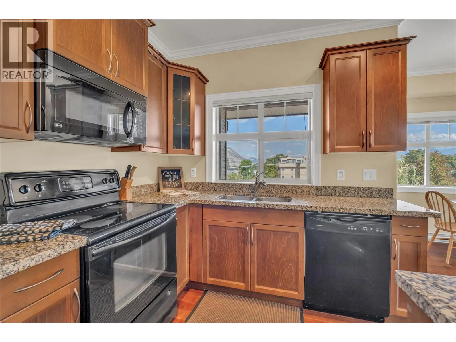 240 Wade Avenue Unit# 401