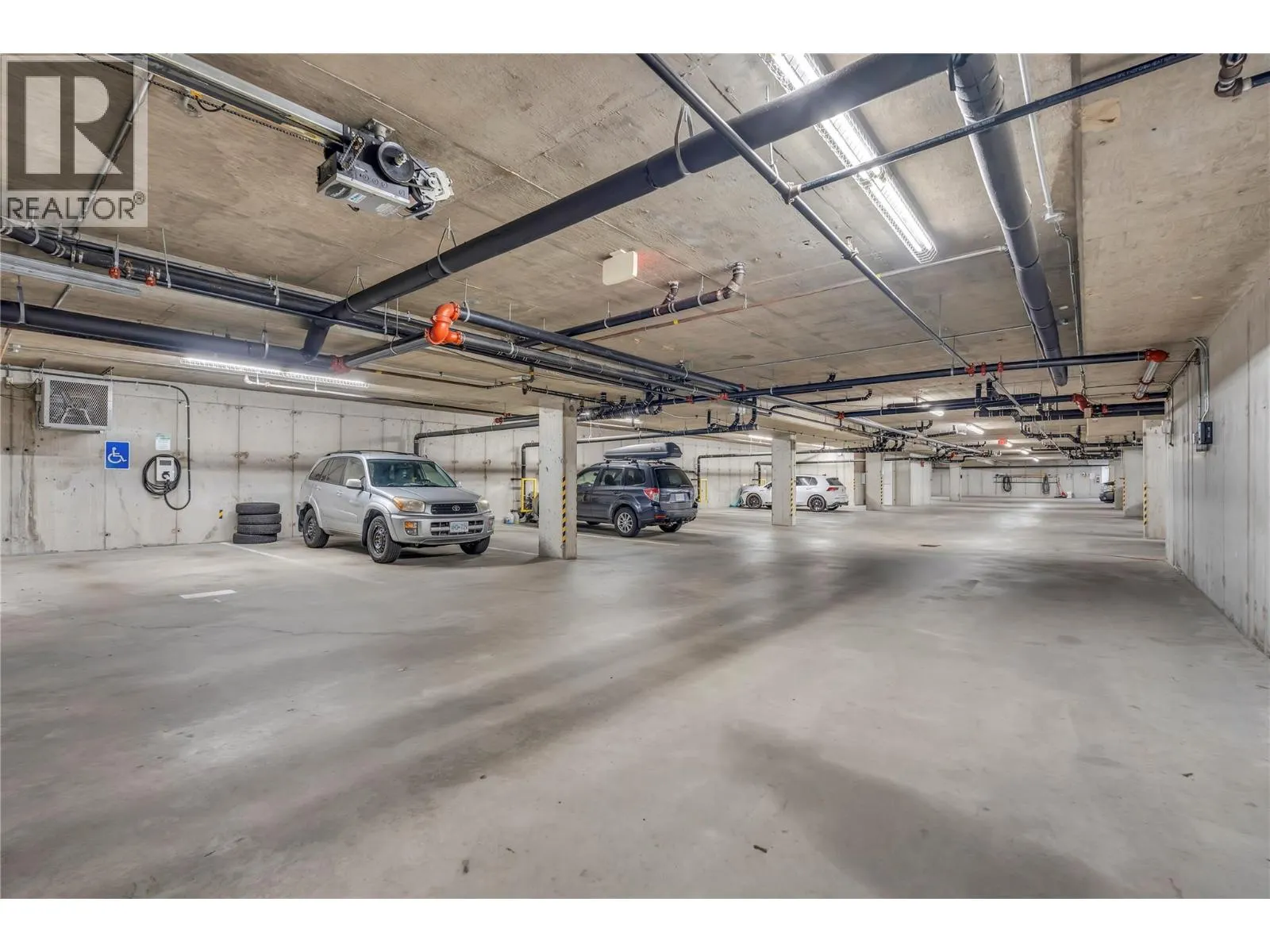 240 Wade Avenue Unit# 401