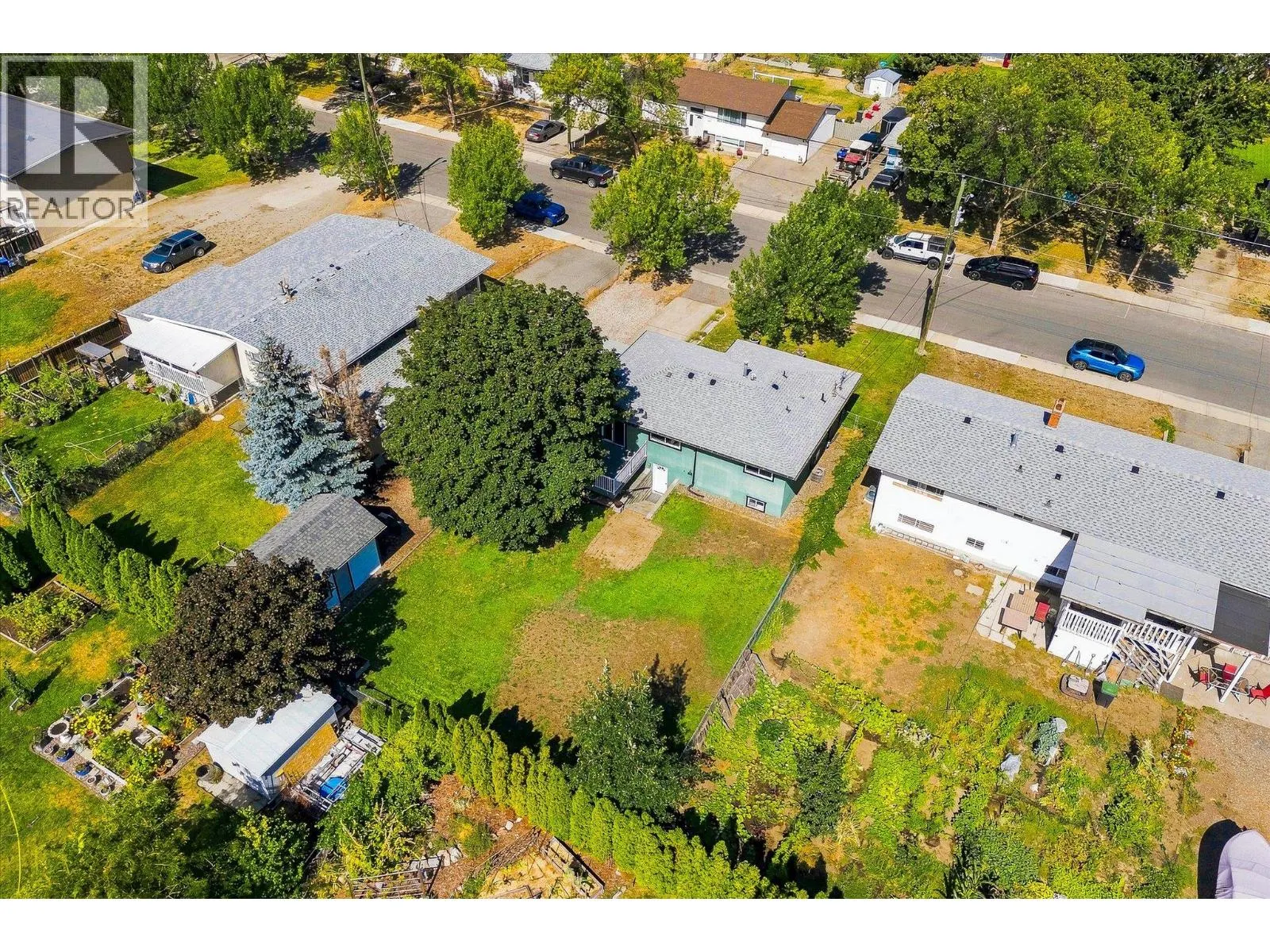245 Holbrook Road W