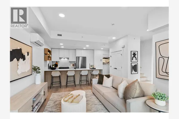620 Coronation Avenue Unit# 102