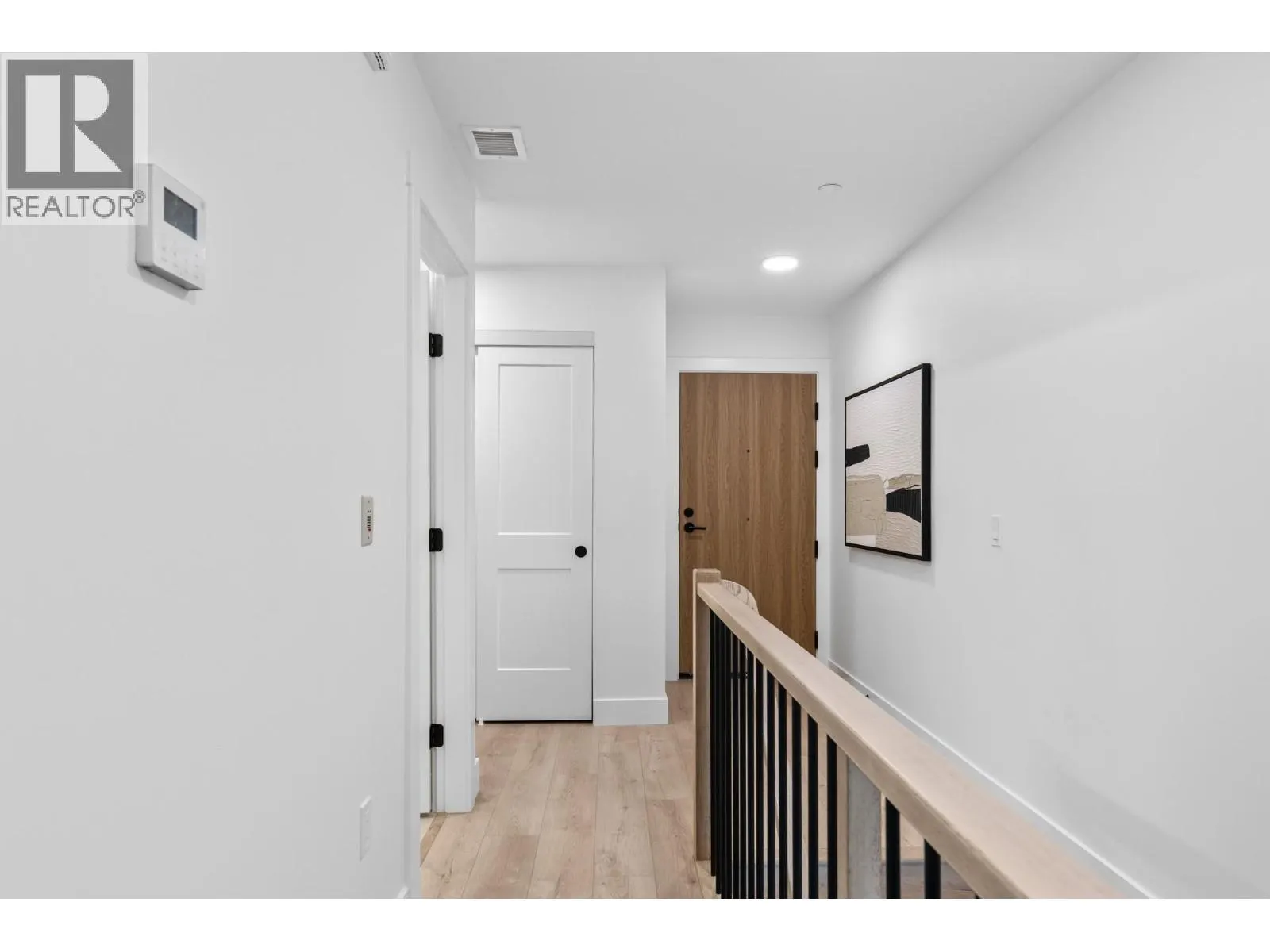 620 Coronation Avenue Unit# 102