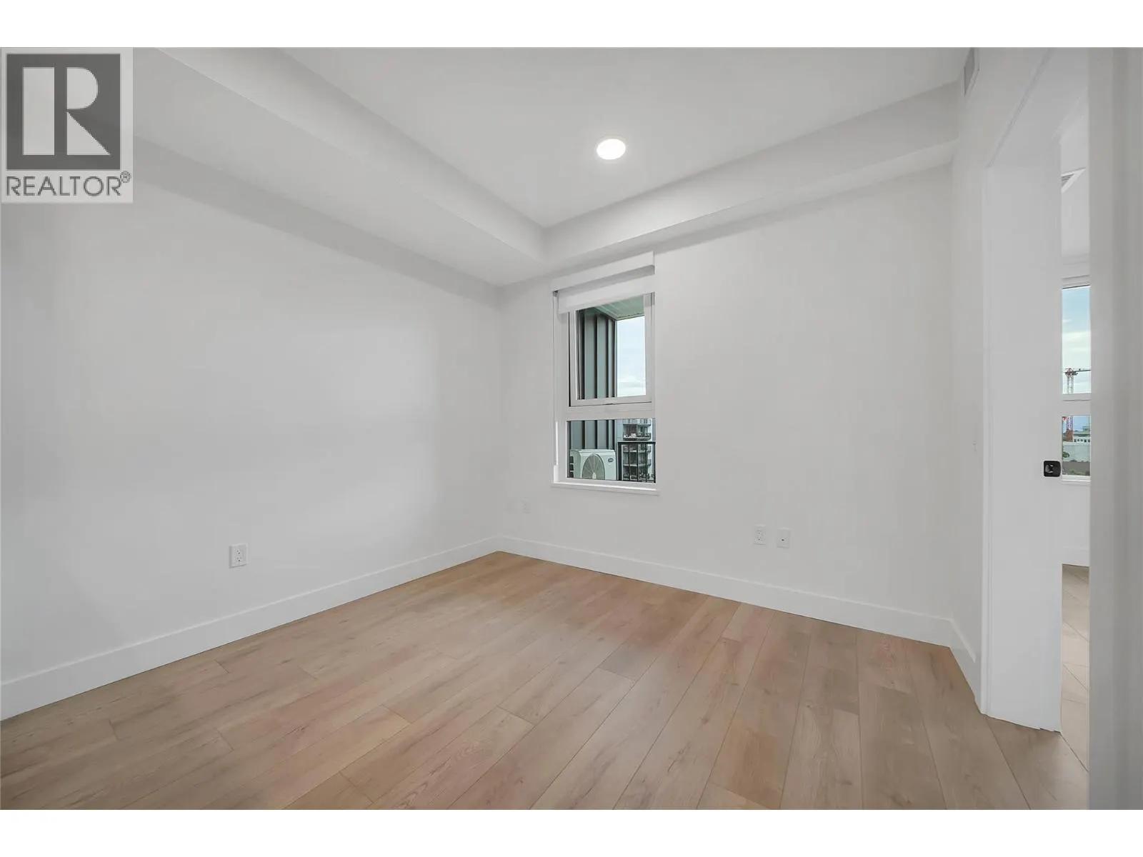 620 Coronation Avenue Unit# 502