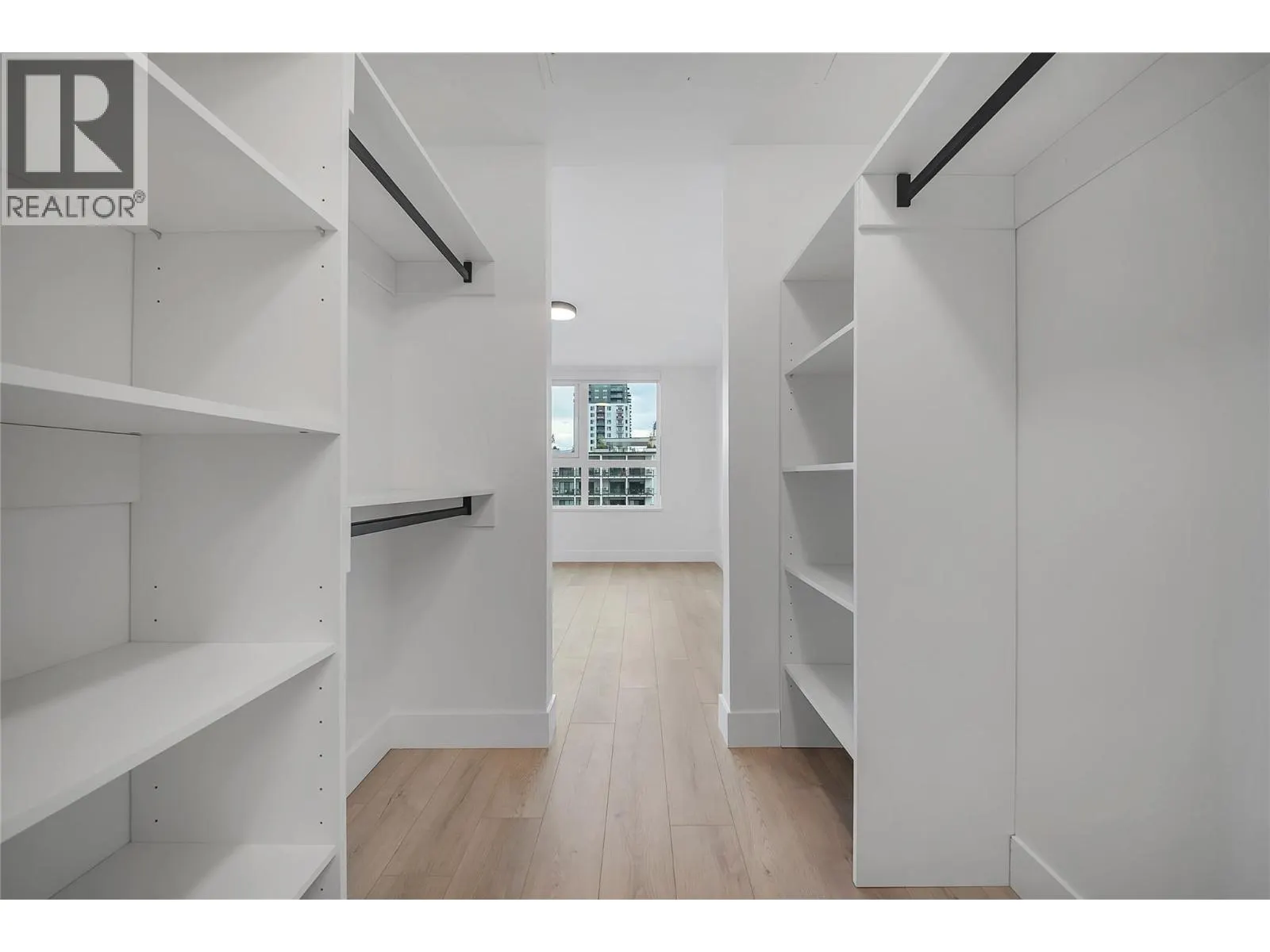 620 Coronation Avenue Unit# 502